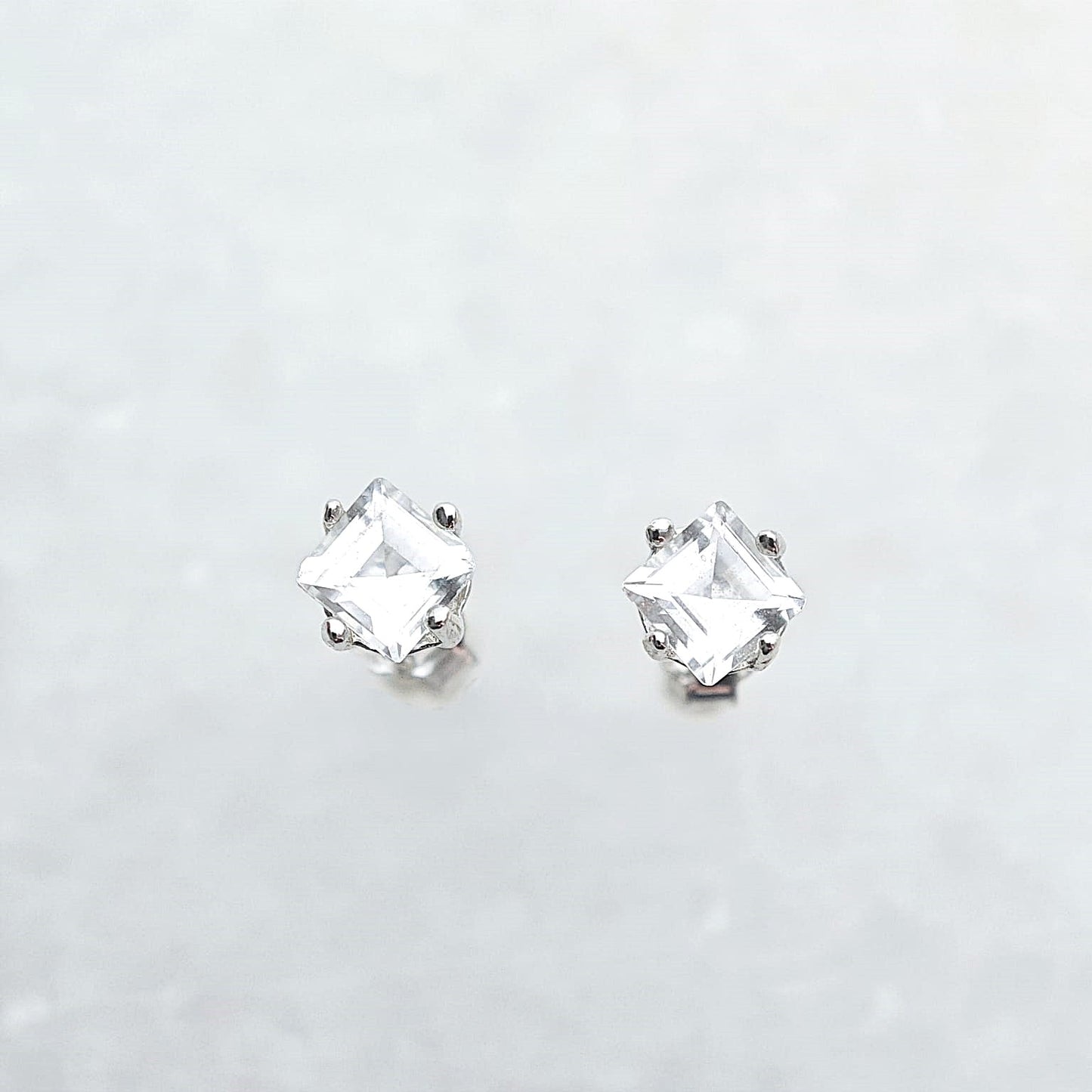 Princess April Birthstone White Topaz Earring