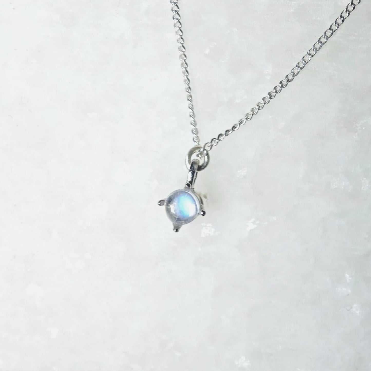 Moonlight Round Necklace
