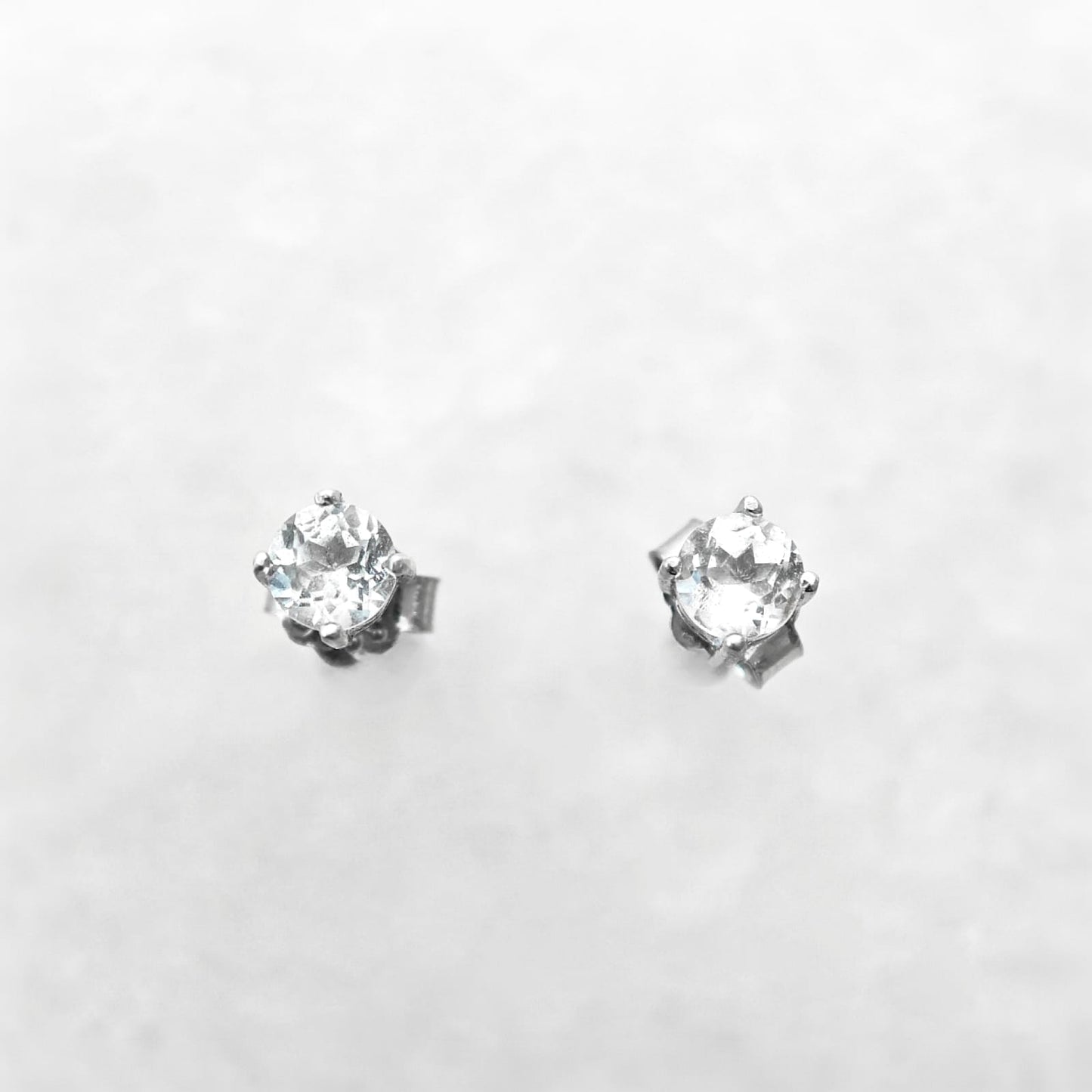 White Topaz Solitaire Earring
